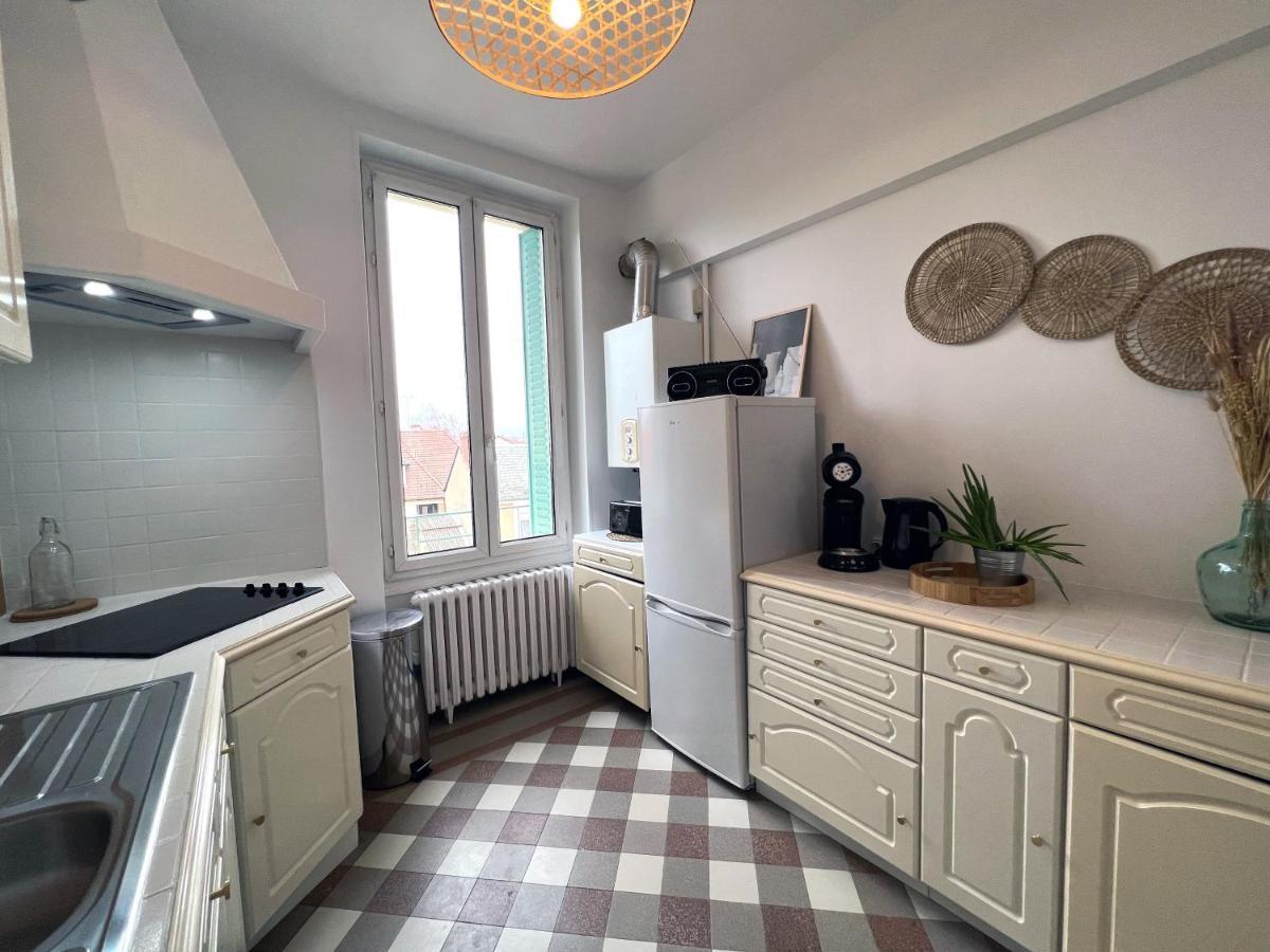 Apartment Le Sorbier, Style Appart'hotel, Vers La Gare, By Primo C0nciergerie *